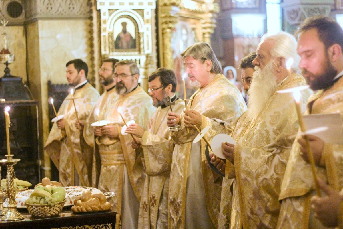 Parastas pentru fostul chiriarh al Banatului 9429