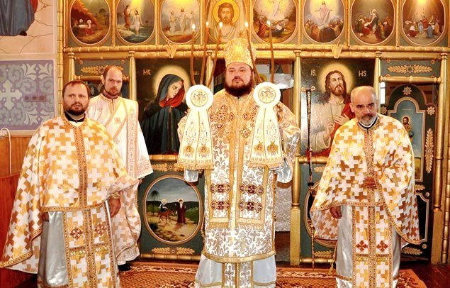 Slujiri arhierești în Duminica a 19-a după Rusalii 9408