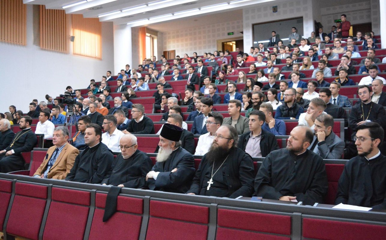 Festivități la începutul noului an universitar 9313