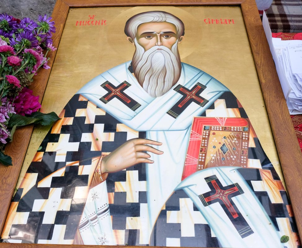 Hramul Bisericii Zlătari din Bucureşti 9341