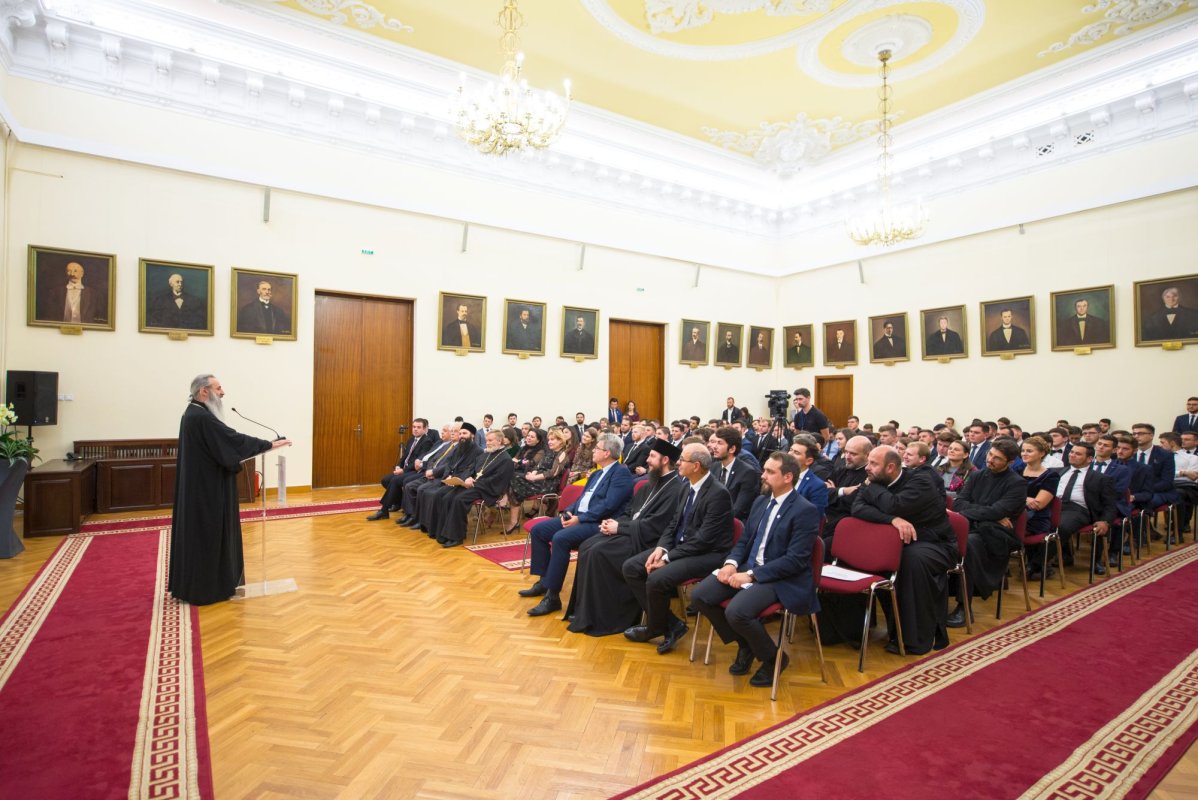 „Fiind împreună, puteţi să păstraţi o atitudine corespunzătoare” 9224