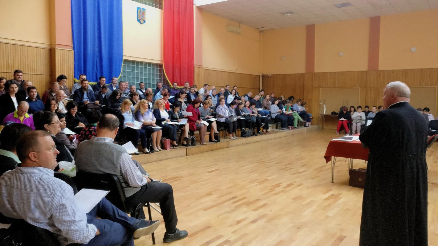 Consfătuire a profesorilor de religie din județul Bihor 9175