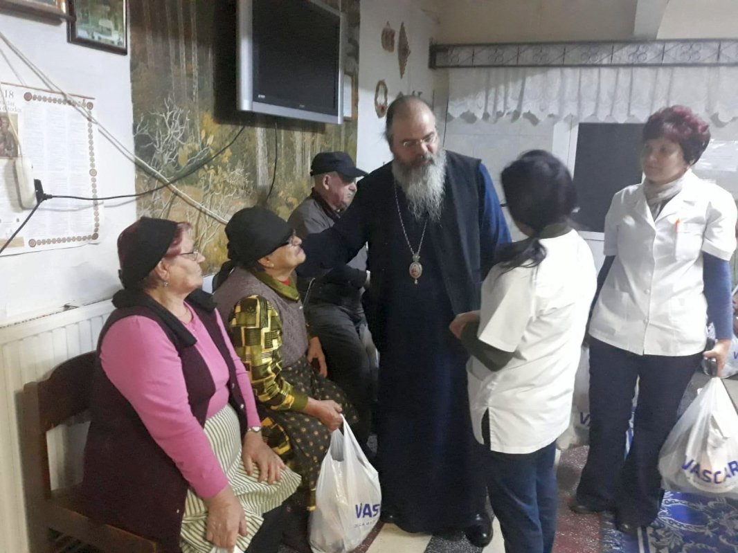 Ziua Internaţională a Persoanelor Vârstnice, la Hârja şi Huşi 9169