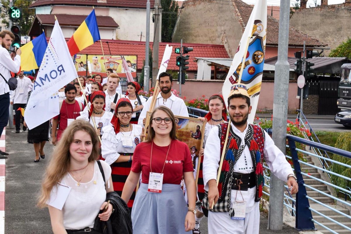 Bucuria întâlnirii tinerilor în Hristos 9129