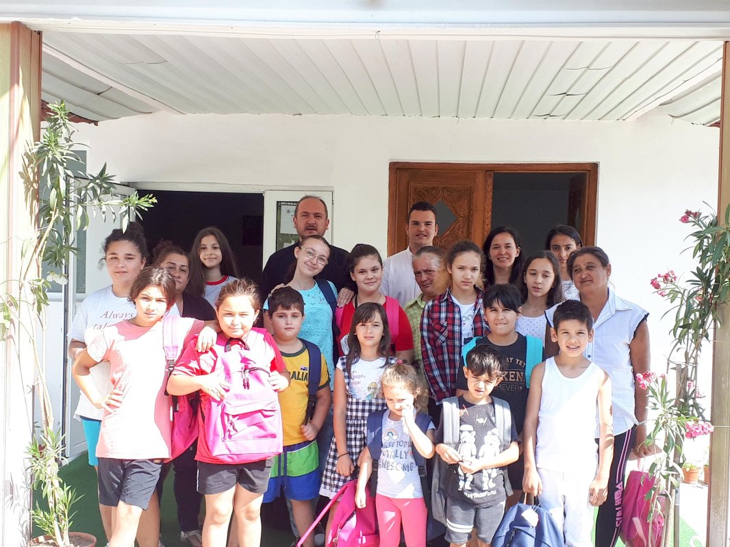 Ajutor pentru elevi de la Protoieria Sector 4 Capitală 8981