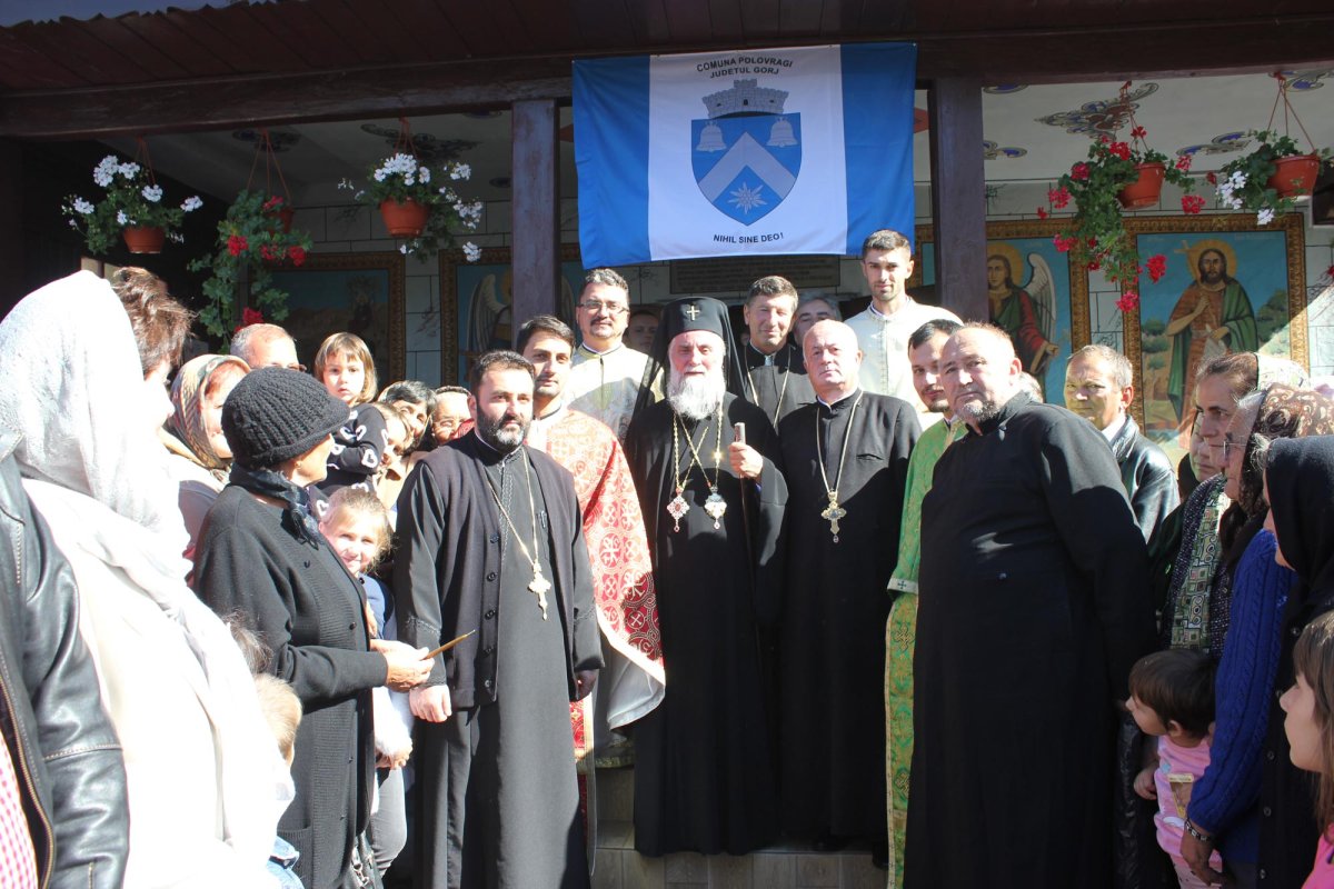 Sfințire la parohia gorjeană Racovița-Polovragi 8848