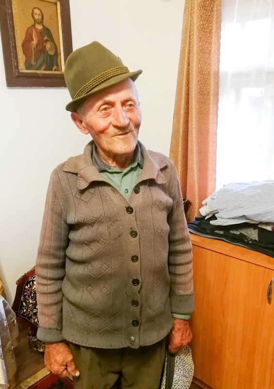 Bucovina, o lume despărțită în două 8774