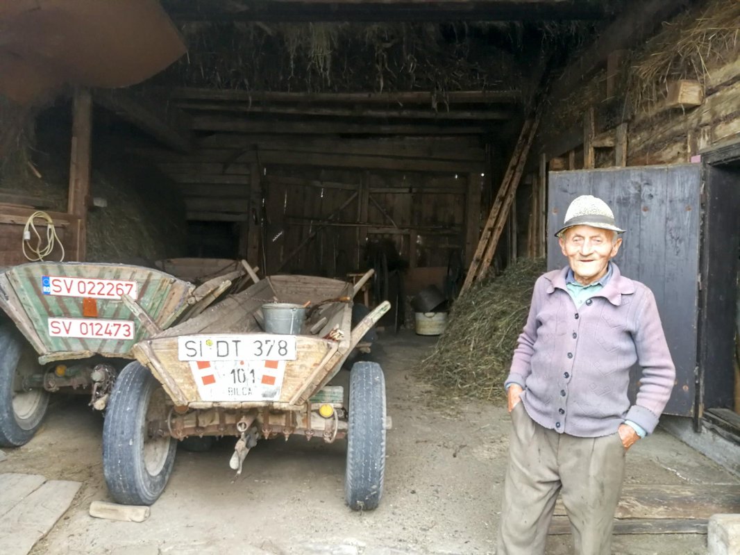 Bucovina, o lume despărțită în două 8781