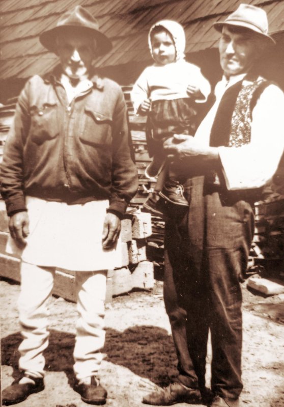 Bucovina, o lume despărțită în două 8783