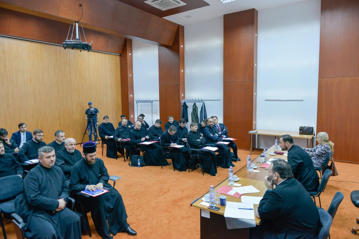 Întâlnirea consilierilor sociali din Patriarhia Română 8791