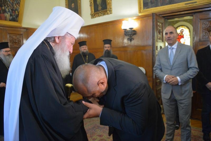Premierul Boiko Borisov a discutat cu arhiereii bulgari despre noua lege a cultelor 8806
