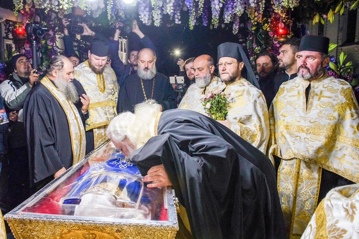 A început pelerinajul la Sfânta Parascheva 8700