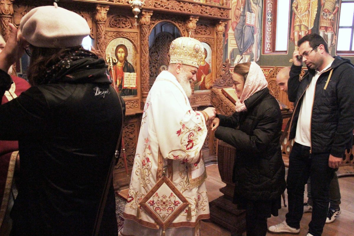 Binecuvântare arhierească pentru studenții sibieni 8688