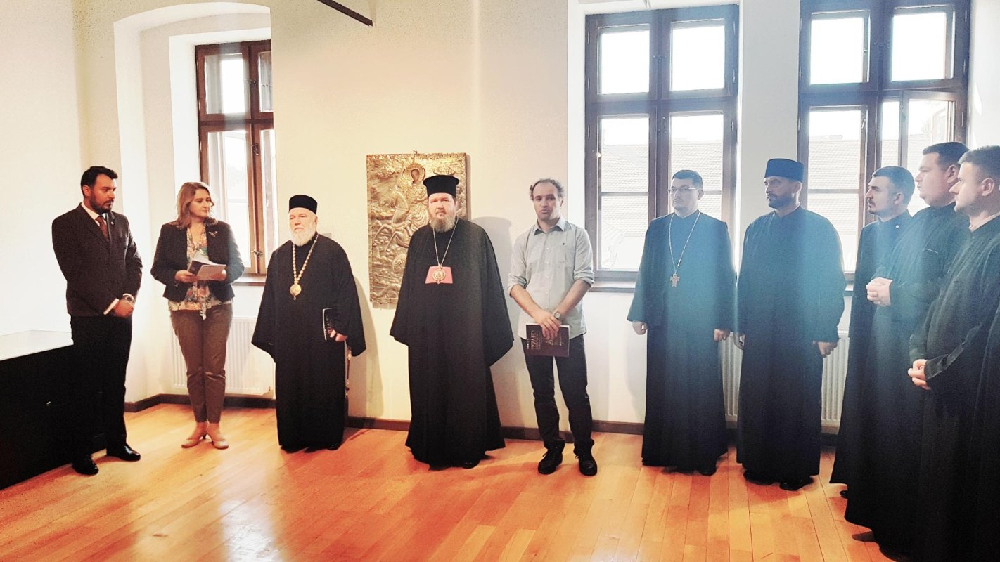 Expoziție de obiecte bisericești din tezaurul Episcopiei Tulcii, la Oradea 8683