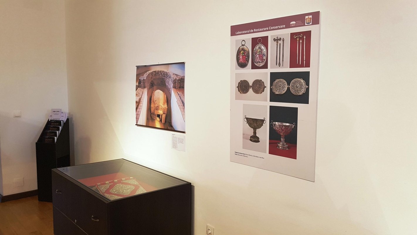 Expoziție de obiecte bisericești din tezaurul Episcopiei Tulcii, la Oradea 8685