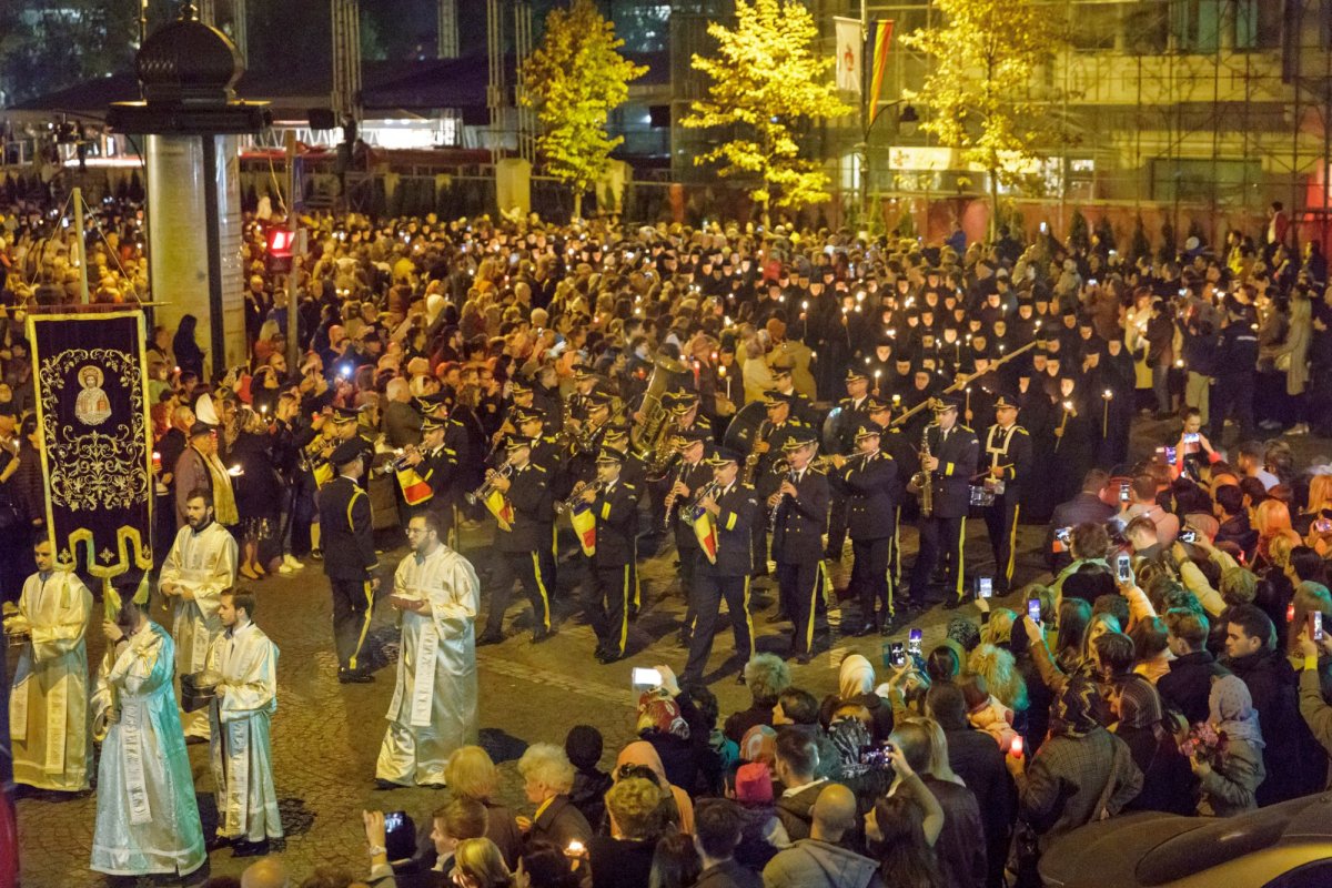 „Icoana cea mai curată a poporului român” pe „Calea Sfinţilor”, la Iaşi 8589