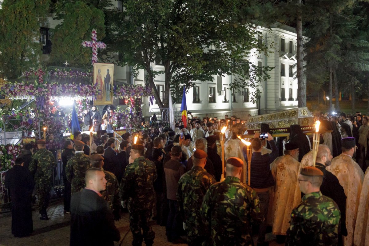 „Icoana cea mai curată a poporului român” pe „Calea Sfinţilor”, la Iaşi 8593