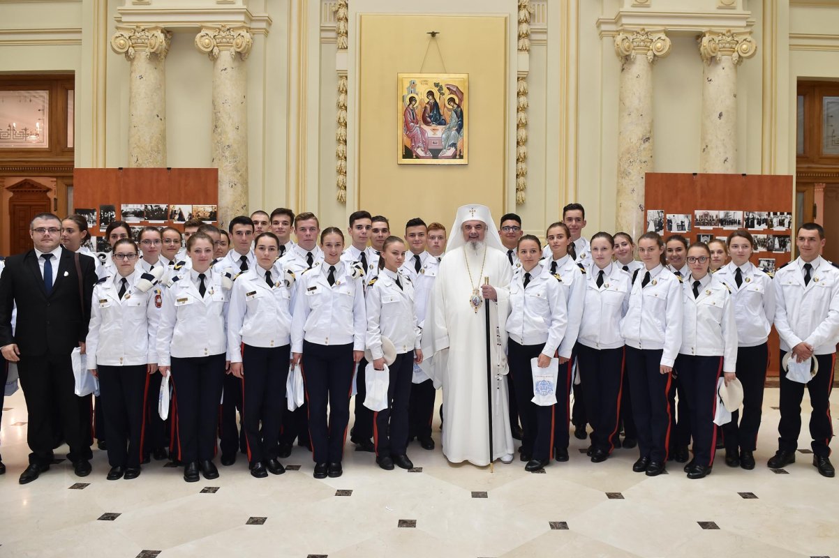 Palatul Patriarhiei la început de toamnă 8618