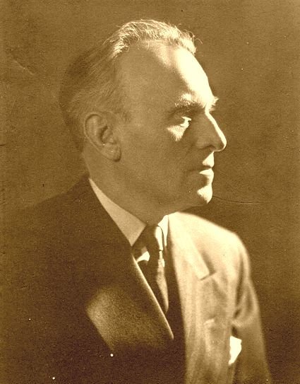 Unioniștii aduc regelui Ferdinand Pergamentul Unirii 8584