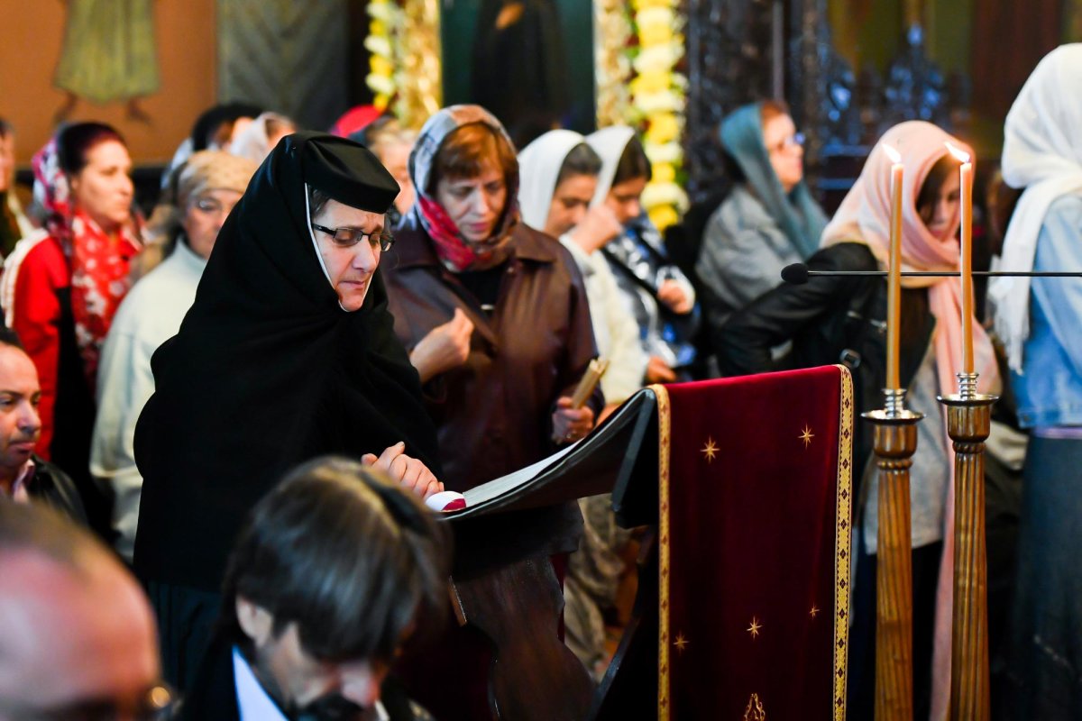 Mănăstirea Samurcăşeşti şi-a sărbătorit ocrotitoarea 8543