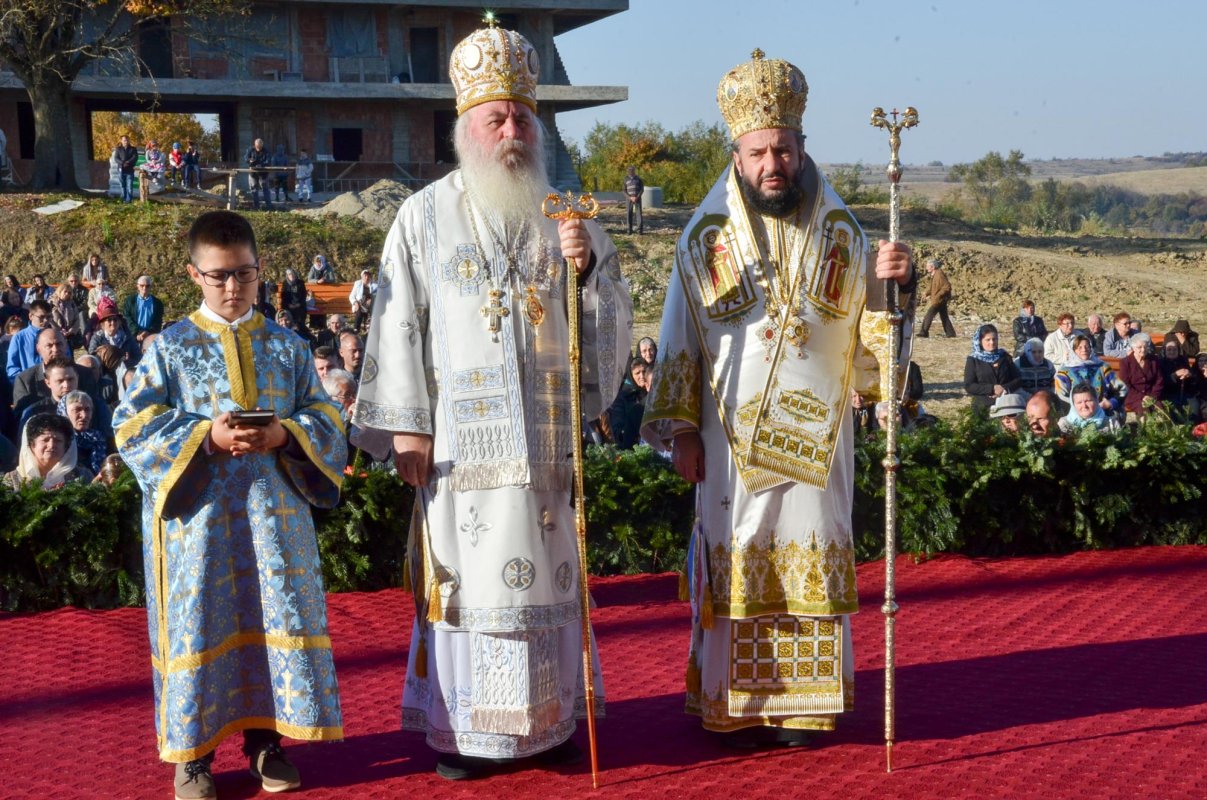 Hramul Mănăstirii Dobrești 8434