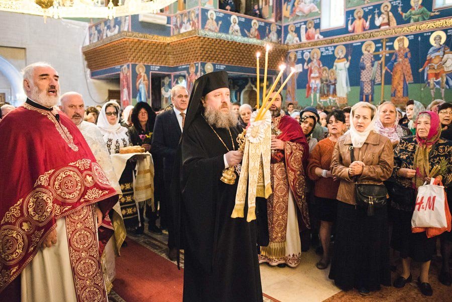 Hramul Parohiei „Sfânta Vineri”-Drumul Taberei din Bucureşti 8460