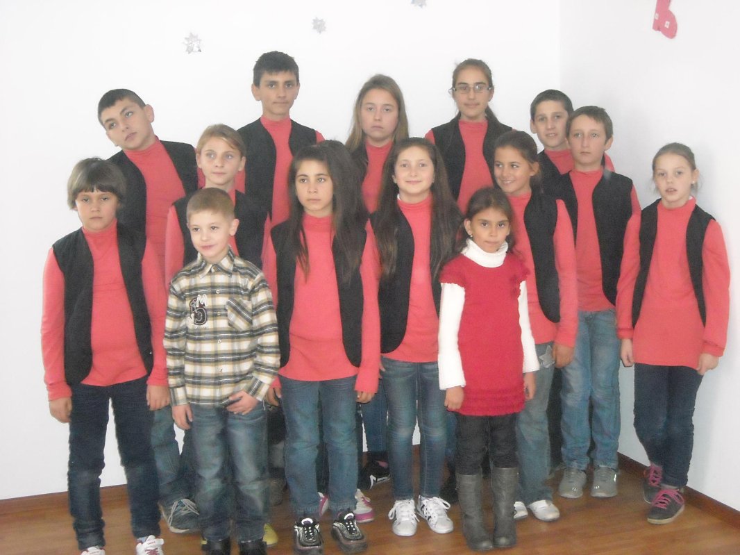 Un preot ialomițean salvează copiii din „Baltă” 8442