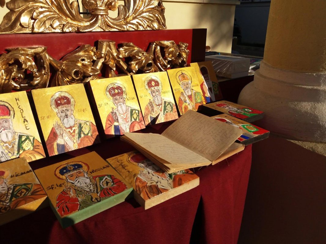 Eveniment aniversar la Parohia Foișorul de Foc 8331