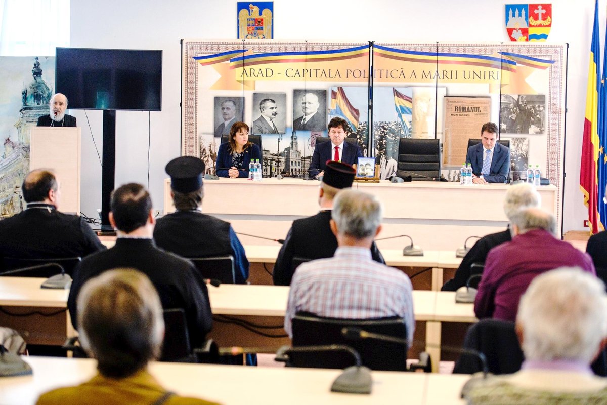 Lansarea unui volum despre Catedrala Arhiepiscopală din Arad 8318