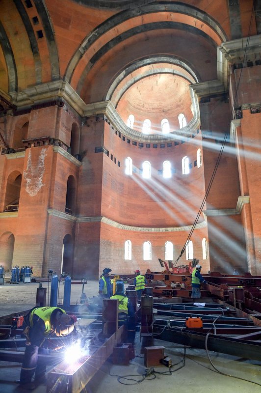 Lucrări avansate pe șantierul Catedralei Naționale 8255