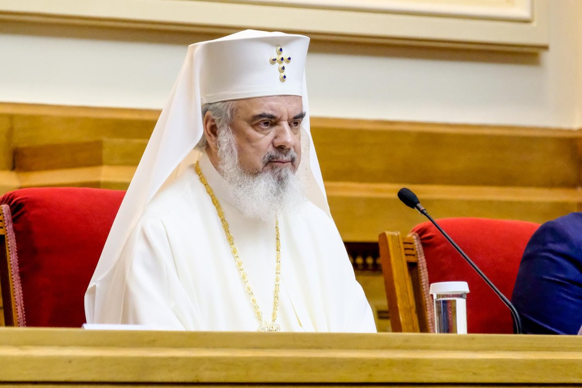 Predarea religiei în contextul social de azi necesită permanentă pregătire, conştiinţă misionară şi multă dăruire de sine 8246