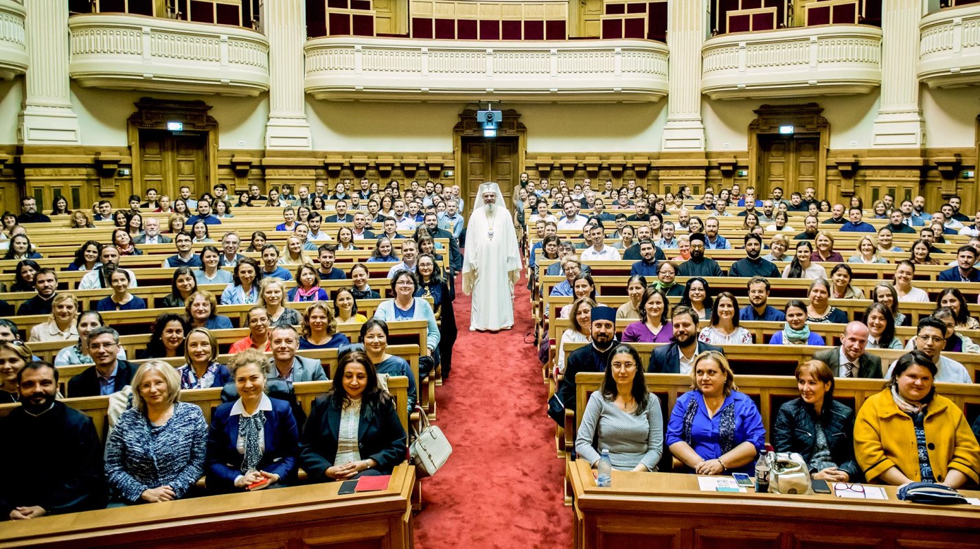 Sfătuire pentru educația ancorată în valorile credinței 8240