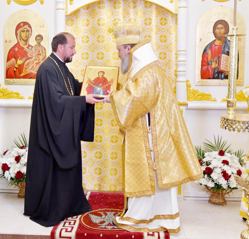 Binecuvântare la Parohia Brâncuși din Capitală 8172