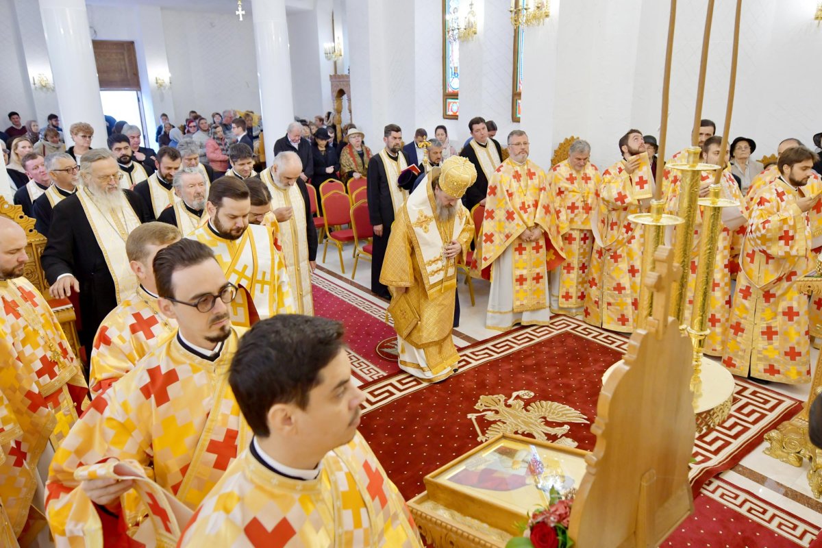 Binecuvântare la Parohia Brâncuși din Capitală 8178