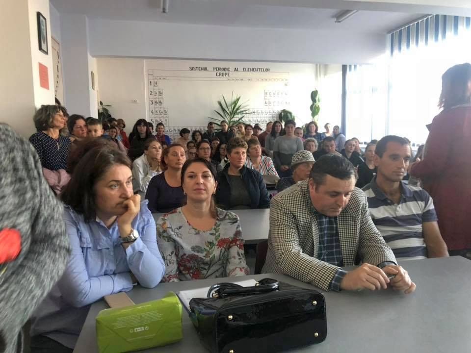 Lectorat cu părinţii la Şcoala Gimnazială Sascut 8132