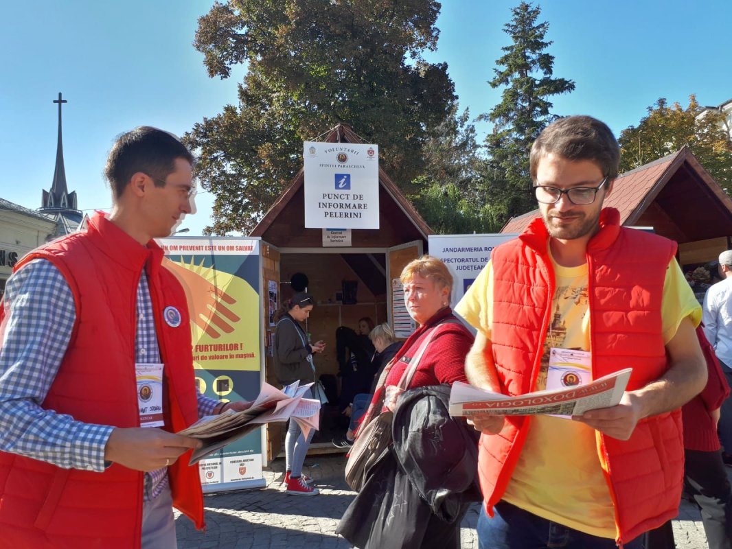 A fi voluntar, pentru mine, este o onoare, o datorie şi o binecuvântare 8053