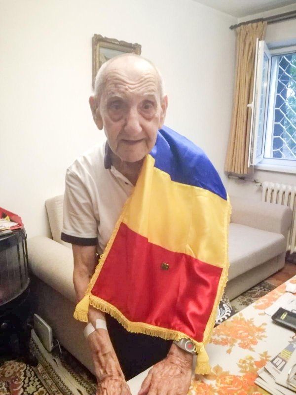 Paul Valentin Ștefanovici, veteranul de o vârstă cu Unirea 8061