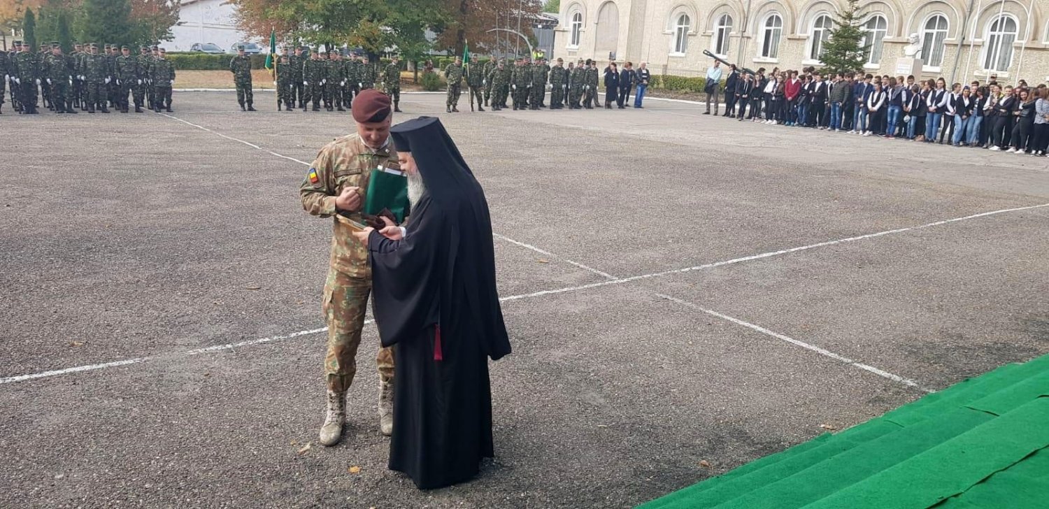 Moment aniversar la Unitatea Militară din municipiul Huşi 7981