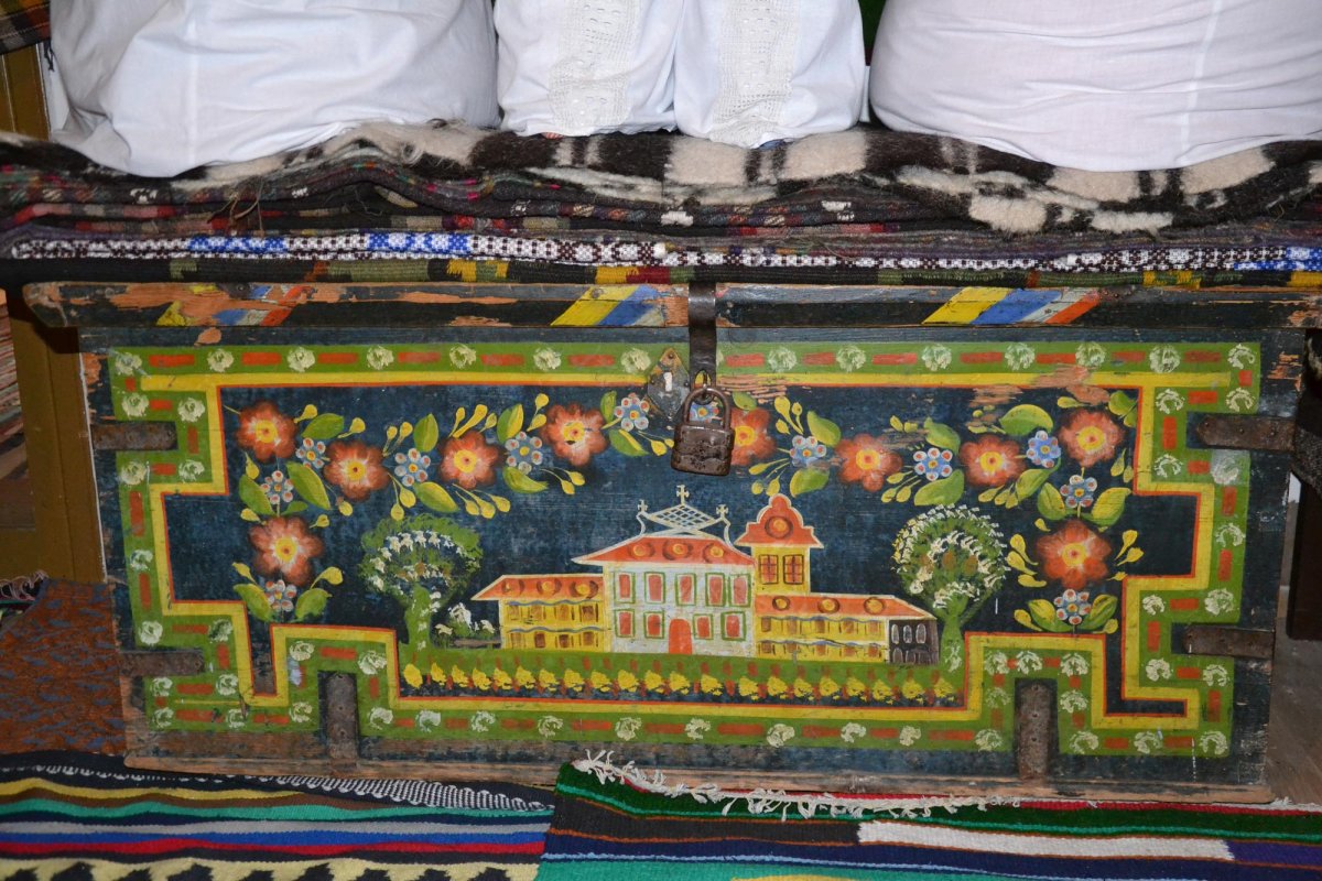 Moșul cel blând din împărăția lemnului 7935