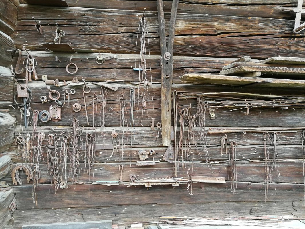 Moșul cel blând din împărăția lemnului 7938