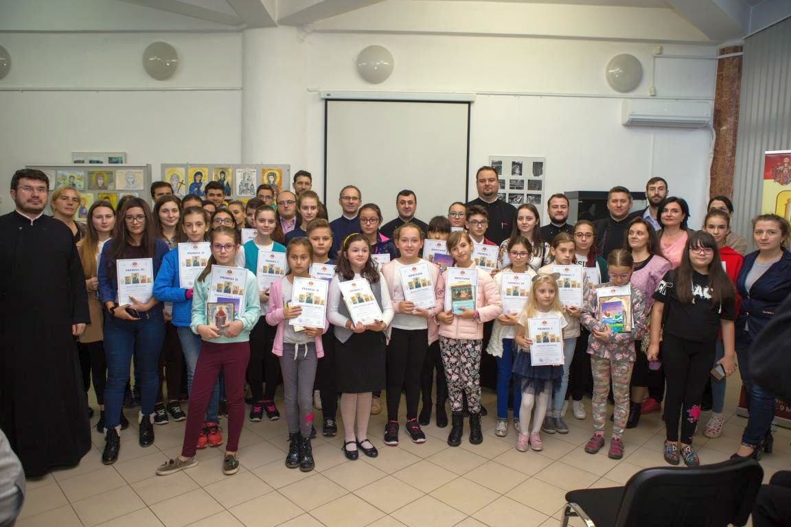 Premierea elevilor participanţi la Concursul judeţean „Lumina din cămară” 7875