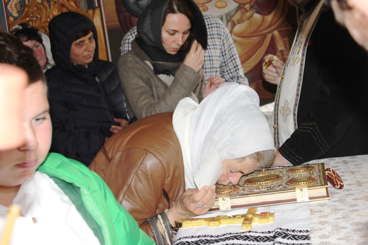 Schitul de la Poiana Pustnicului a fost sfinţit 7905