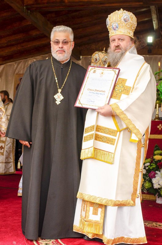 Sfințire de biserică la Dărmănești 7963