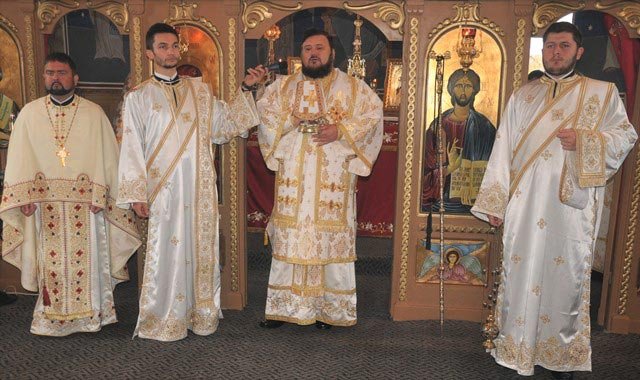 Slujiri arhiereşti şi hramuri de Sfinţii Mărturisitori Ardeleni 7877