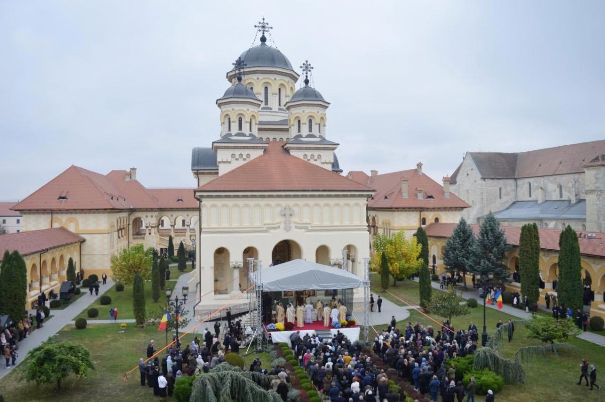 Slujiri arhiereşti şi hramuri de Sfinţii Mărturisitori Ardeleni 7882