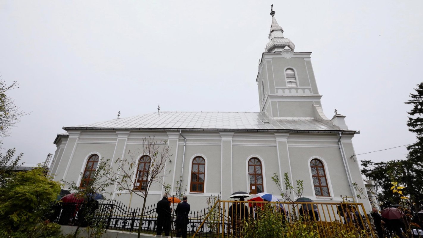 Slujiri arhiereşti şi hramuri de Sfinţii Mărturisitori Ardeleni 7886