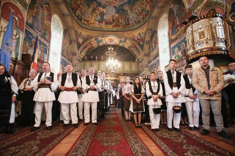 Slujiri arhiereşti şi hramuri de Sfinţii Mărturisitori Ardeleni 7892