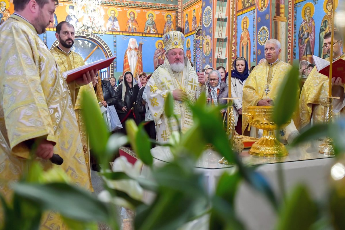 Târnosirea bisericii din satul ilfovean Buda 7951