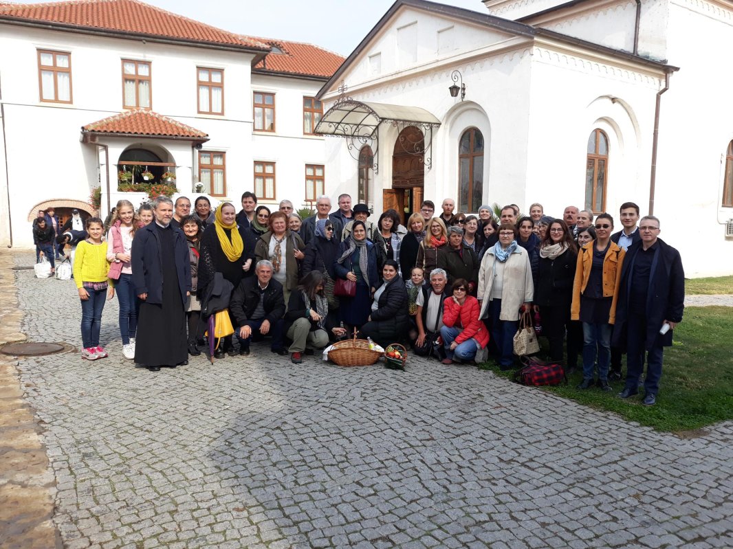 Pelerini bucureșteni la mănăstiri din Episcopia Giurgiului 7849