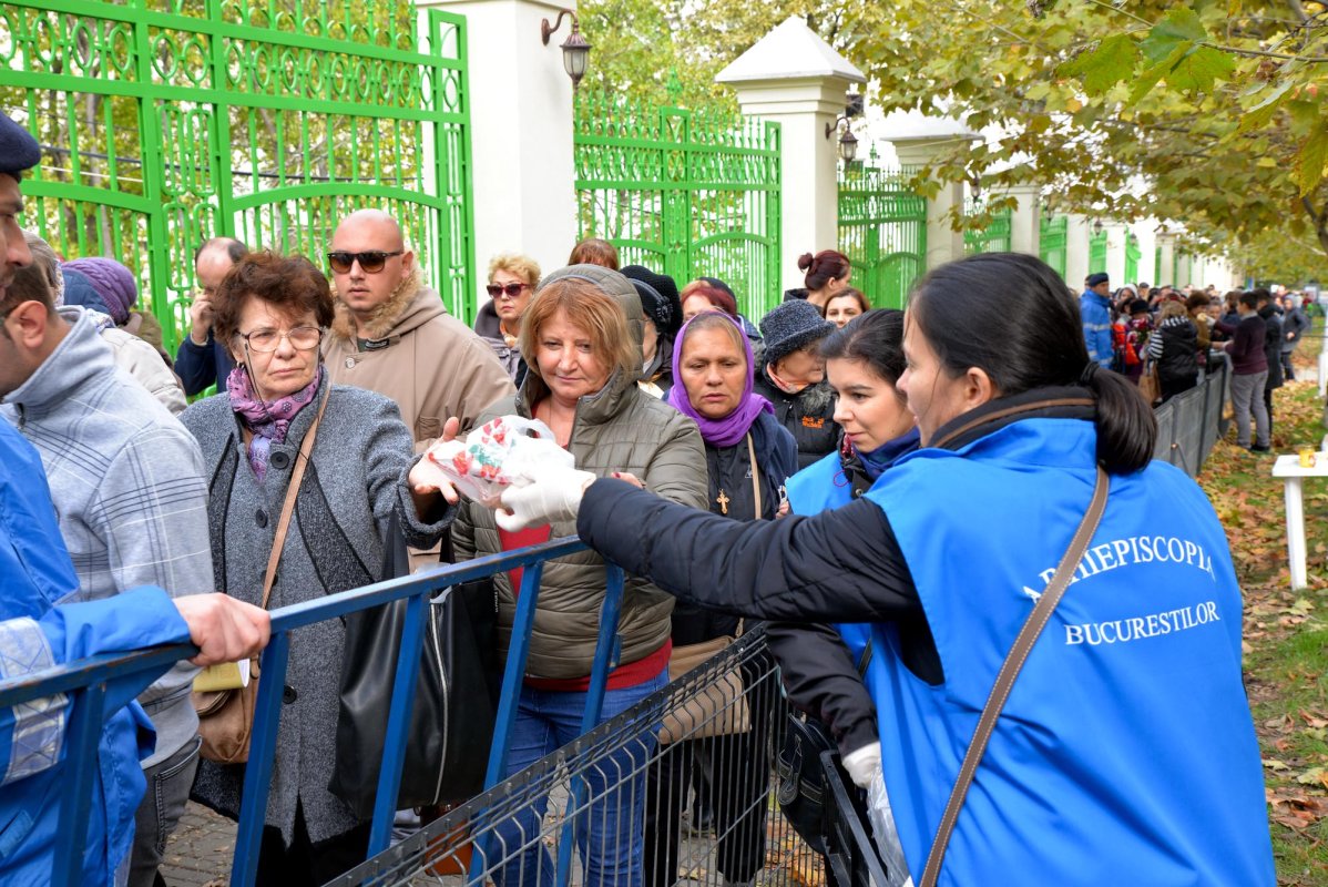 Astăzi începe sărbătoarea Sfântului Dimitrie cel Nou 7738